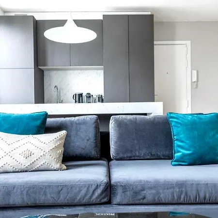 Apartments Scene *