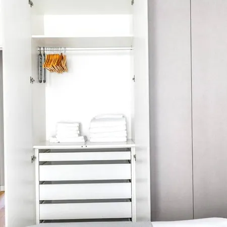 Homestay Apartments Scene